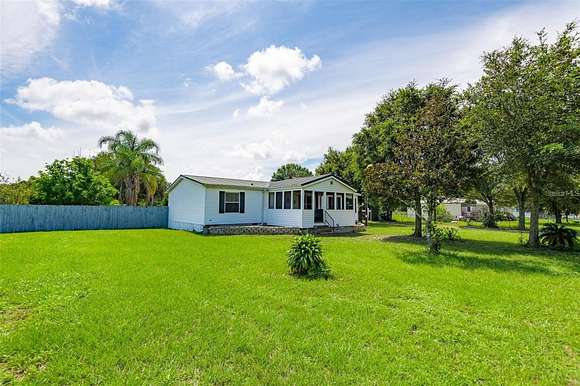 2.5 Acres of Residential Land with Home for Lease in Zephyrhills, Florida