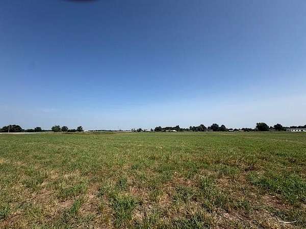 10 Acres of Land for Sale in Miami, Oklahoma