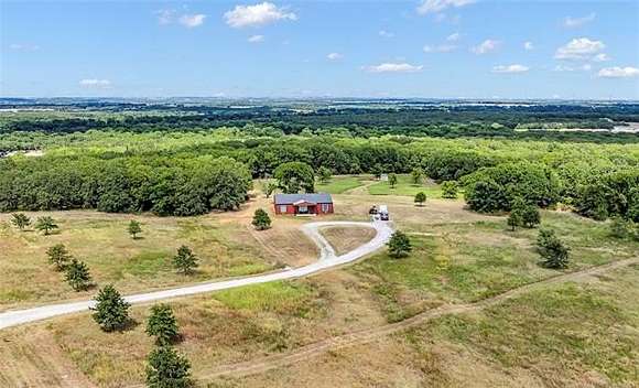 7.71 Acres of Residential Land with Home for Sale in Ardmore, Oklahoma