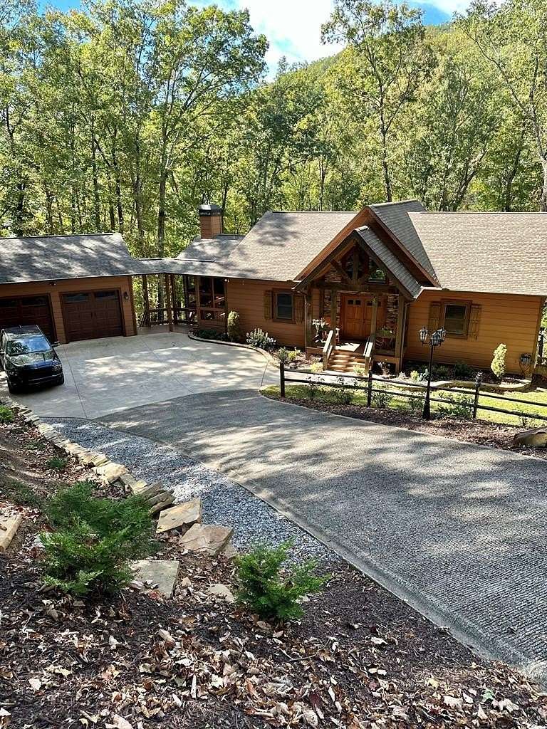 2.3 Acres of Residential Land with Home for Sale in Ellijay, Georgia