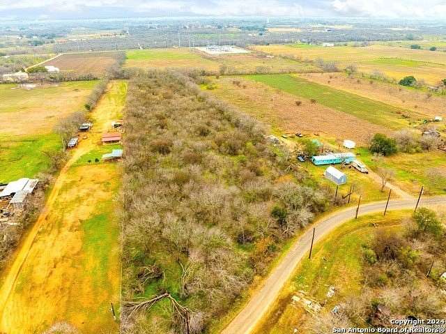 2.704 Acres of Residential Land for Sale in Atascosa, Texas