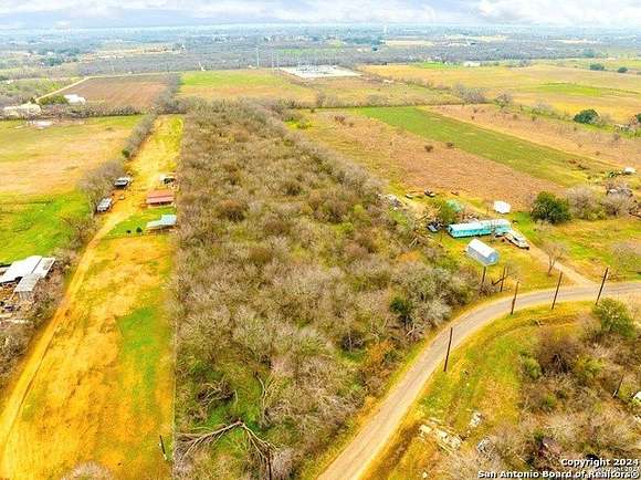 2.704 Acres of Residential Land for Sale in Atascosa, Texas