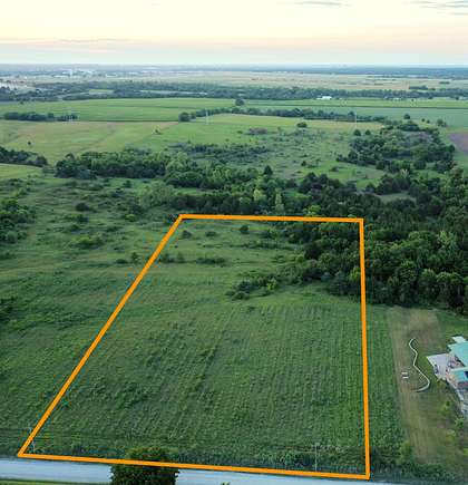 4.7 Acres of Residential Land for Sale in Wakarusa, Kansas