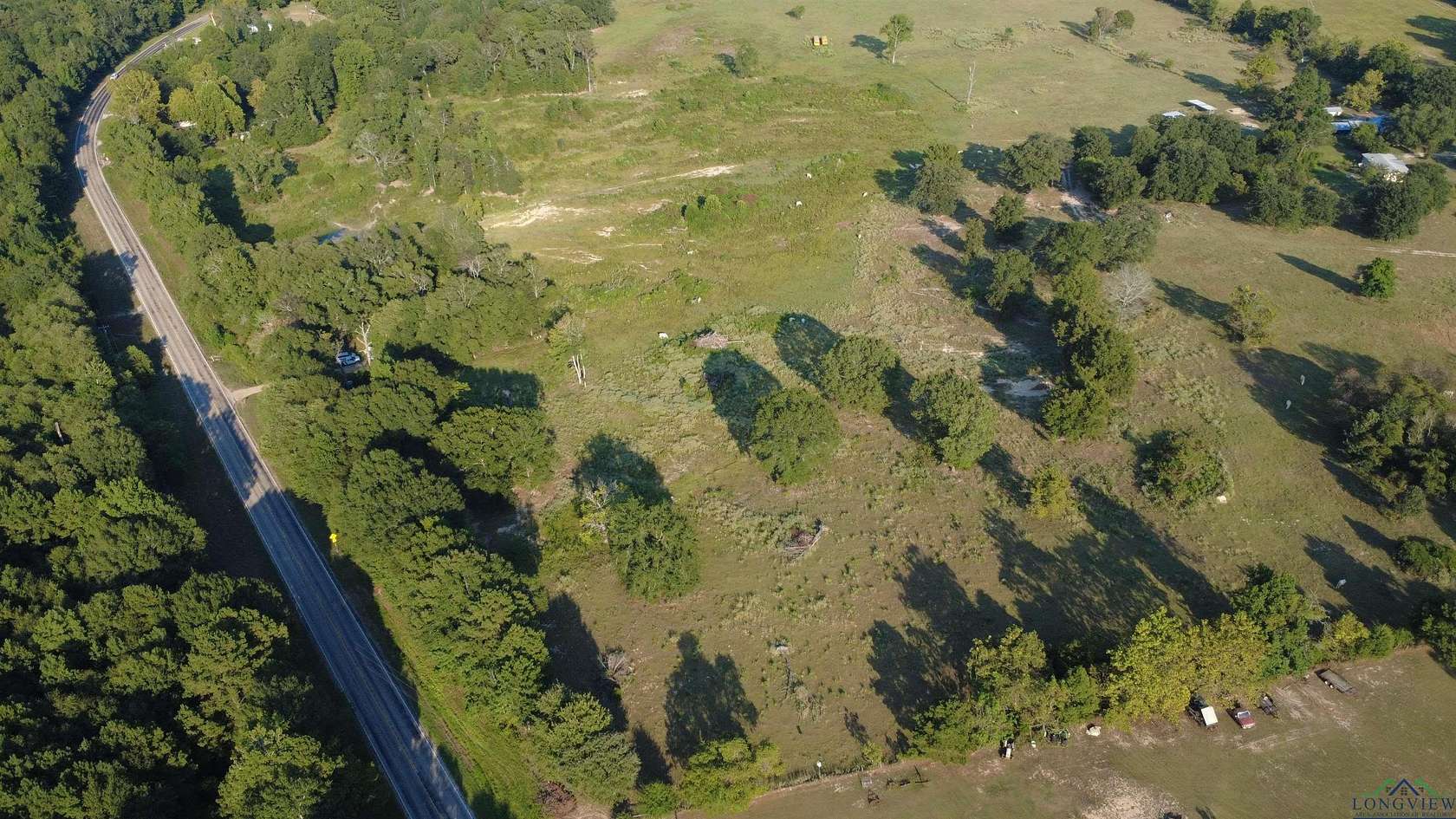 2 Acres of Residential Land for Sale in Harleton, Texas