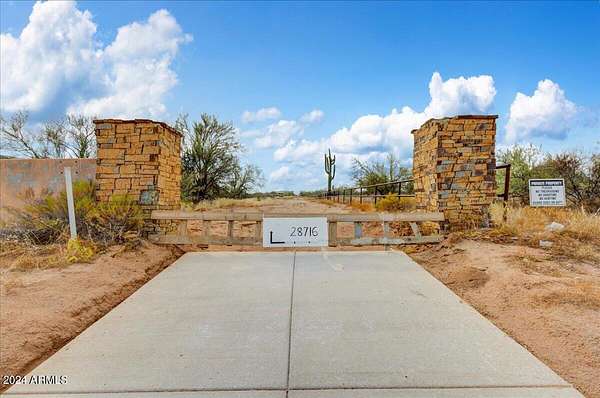 0.99 Acres of Residential Land for Sale in Scottsdale, Arizona