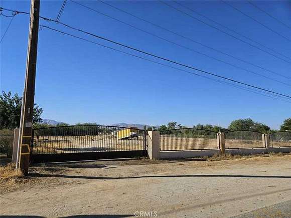 0.932 Acres of Residential Land for Sale in Sun Village, California