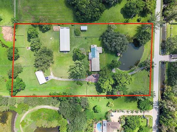 4.58 Acres of Land with Home for Sale in Southwest Ranches, Florida