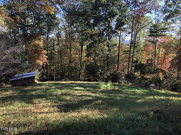 7.65 Acres of Residential Land for Sale in Mountain City, Tennessee