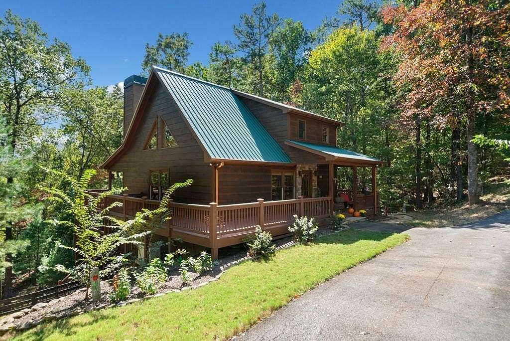 3 Acres of Residential Land with Home for Sale in Ellijay, Georgia