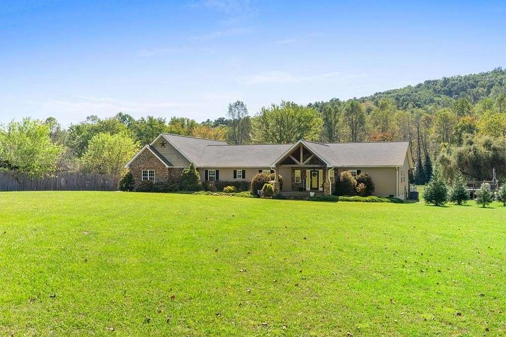 3.41 Acres of Residential Land with Home for Sale in Blairsville, Georgia