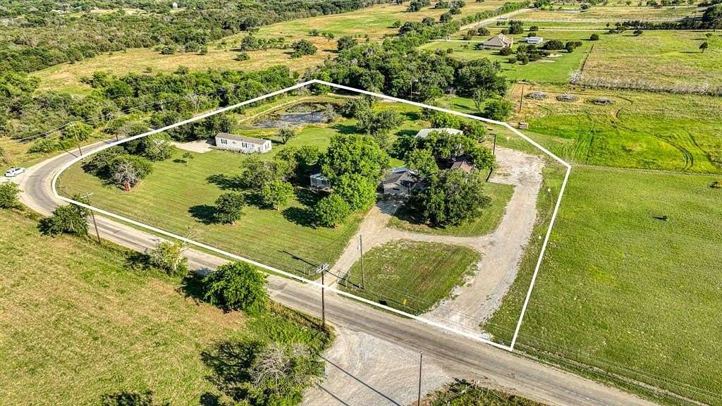 4 Acres of Residential Land with Home for Sale in Weatherford, Texas