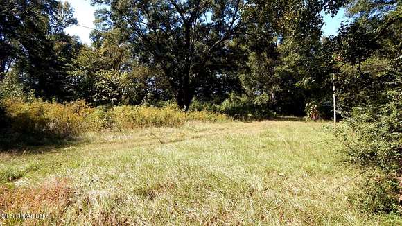 1.23 Acres of Residential Land for Sale in Duck Hill, Mississippi