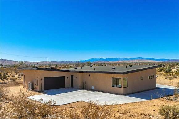 2.09 Acres of Residential Land with Home for Sale in Yucca Valley, California