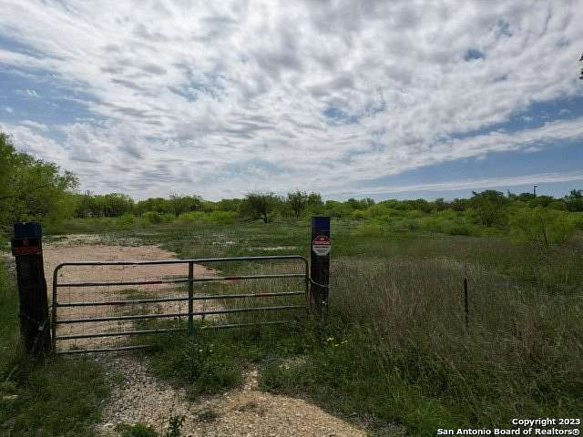 3.633 Acres of Residential Land for Sale in San Antonio, Texas