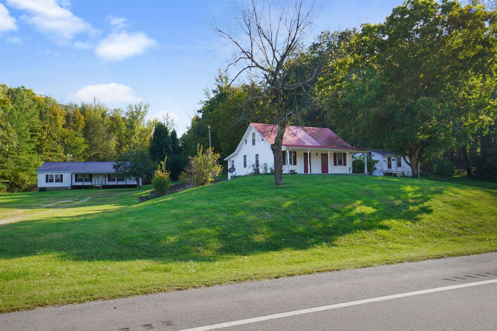 2.8 Acres of Land with Home for Sale in Dover, Tennessee