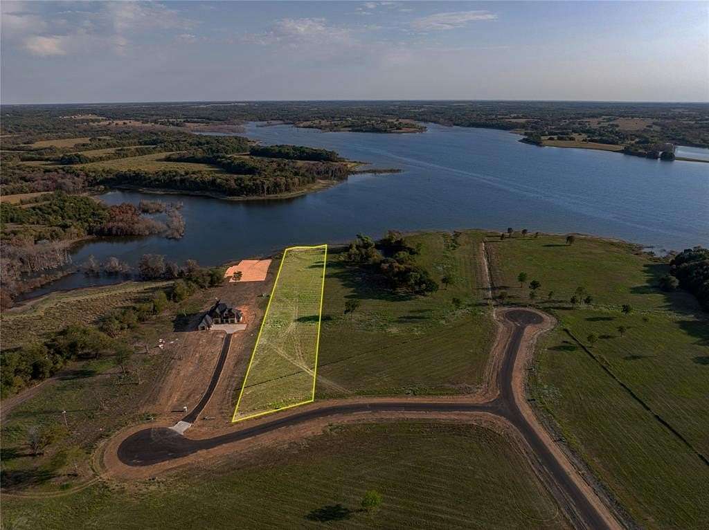 1.65 Acres of Land for Sale in Honey Grove, Texas