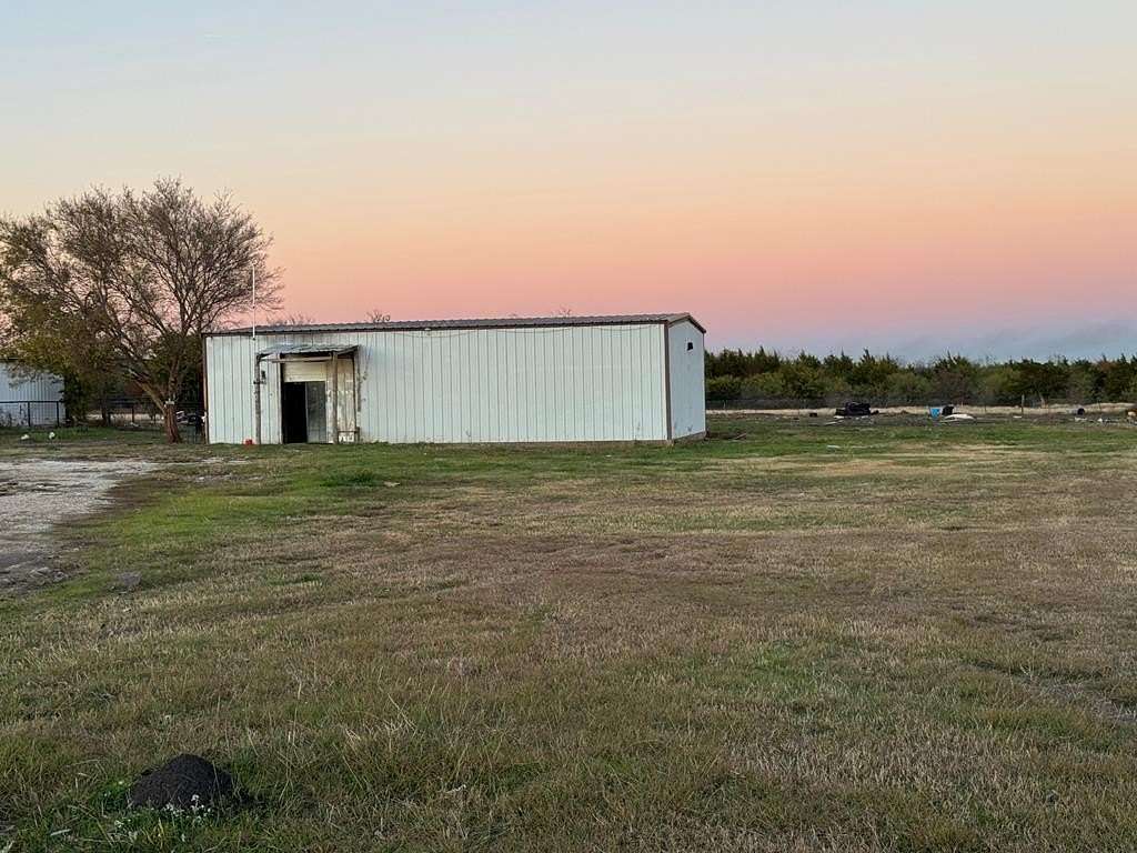 1.5 Acres of Residential Land for Sale in Kaufman, Texas