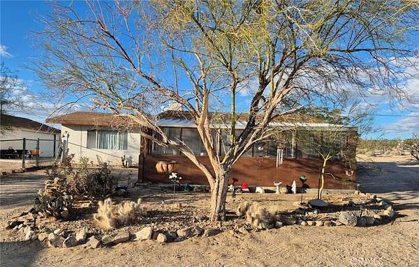 5 Acres of Residential Land with Home for Sale in Joshua Tree, California