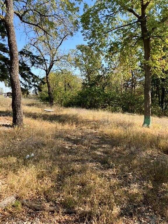 1.61 Acres of Residential Land for Sale in Mapleton, Kansas