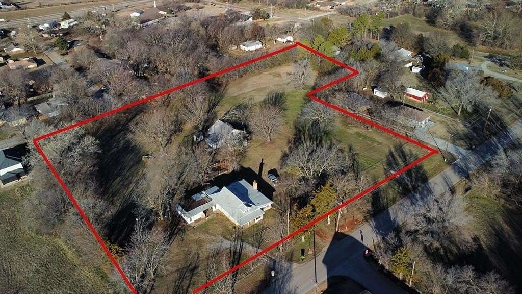 3 Acres of Residential Land for Sale in Purcell, Oklahoma