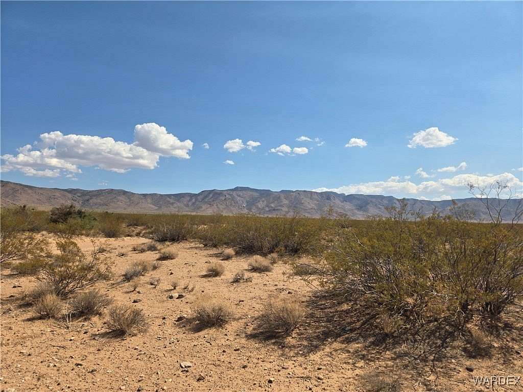 37.93 Acres of Land for Sale in Kingman, Arizona