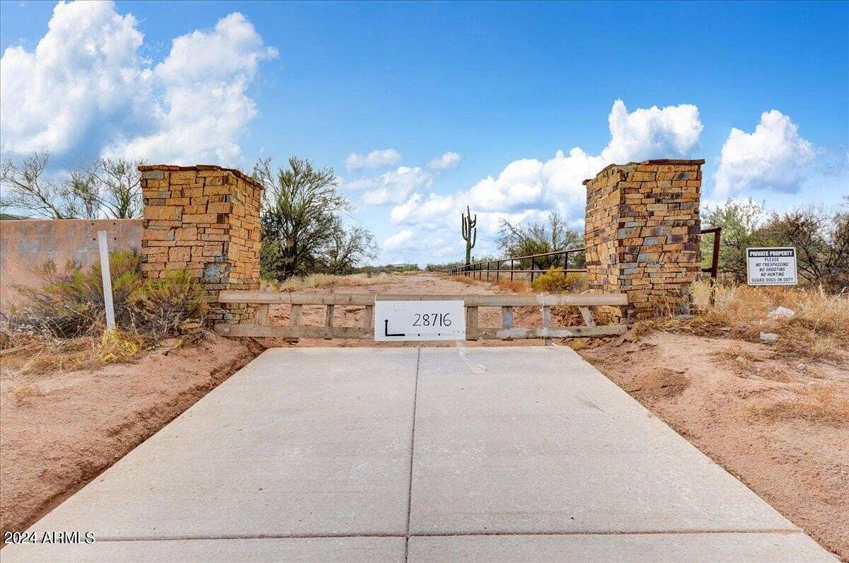 1 Acre of Residential Land for Sale in Scottsdale, Arizona