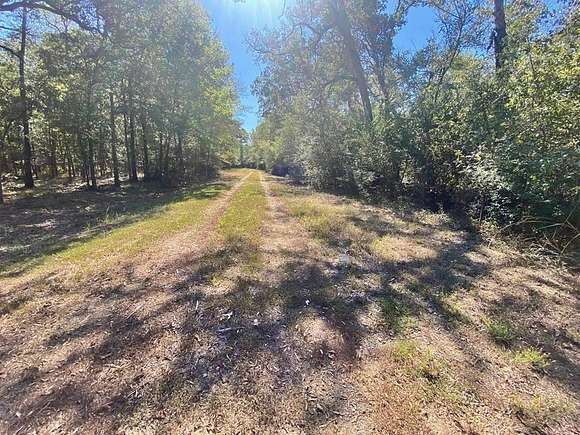 15.82 Acres of Land for Sale in Crockett, Texas