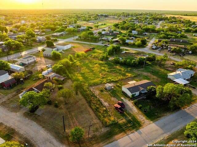 0.48 Acres of Residential Land for Sale in Charlotte, Texas