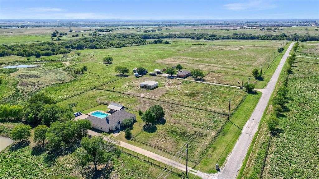 5.42 Acres of Improved Land for Sale in Pilot Point, Texas