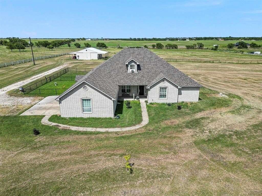 5 Acres of Land with Home for Sale in Waxahachie, Texas