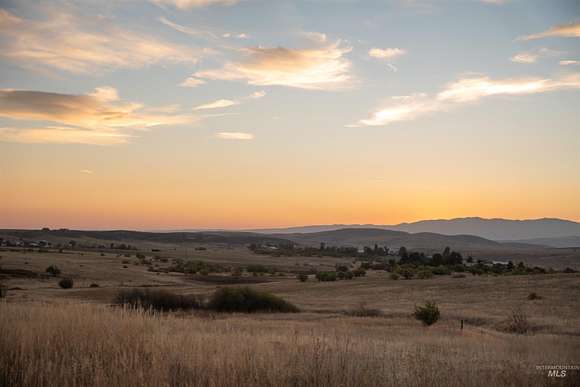 9.69 Acres of Residential Land for Sale in Mesa, Idaho