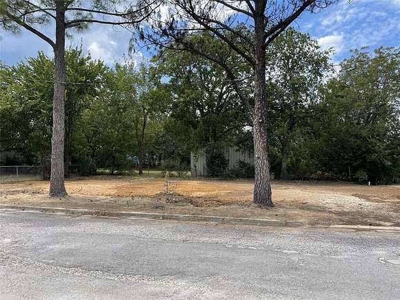 0.124 Acres of Land for Sale in Whitesboro, Texas