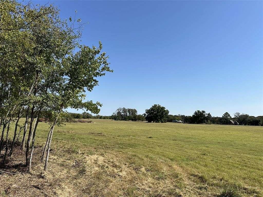 1.5 Acres of Residential Land for Sale in Kaufman, Texas