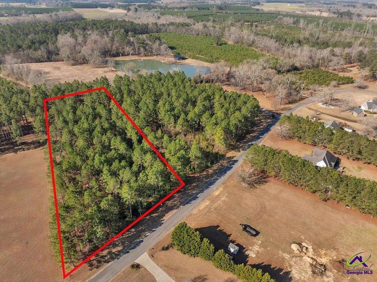 2.58 Acres of Residential Land for Sale in Cochran, Georgia