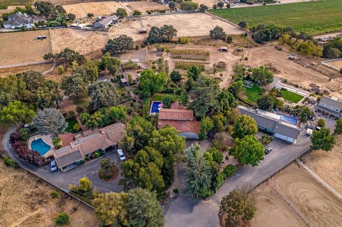 2.769 Acres of Residential Land with Home for Sale in San Martin, California