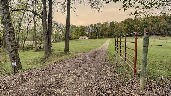 4 Acres of Residential Land with Home for Sale in Killbuck, Ohio