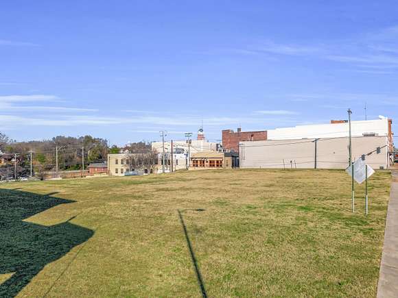 1.04 Acres of Commercial Land for Sale in Columbus, Mississippi