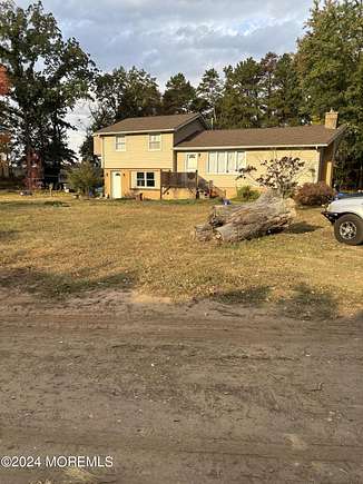 4.5 Acres of Residential Land with Home for Sale in New Egypt, New Jersey