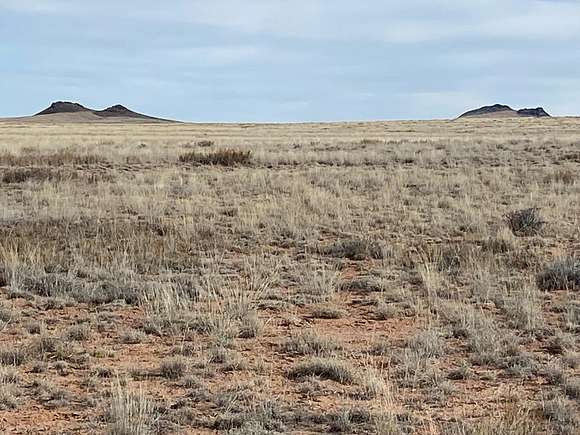 Volcanic features nearby