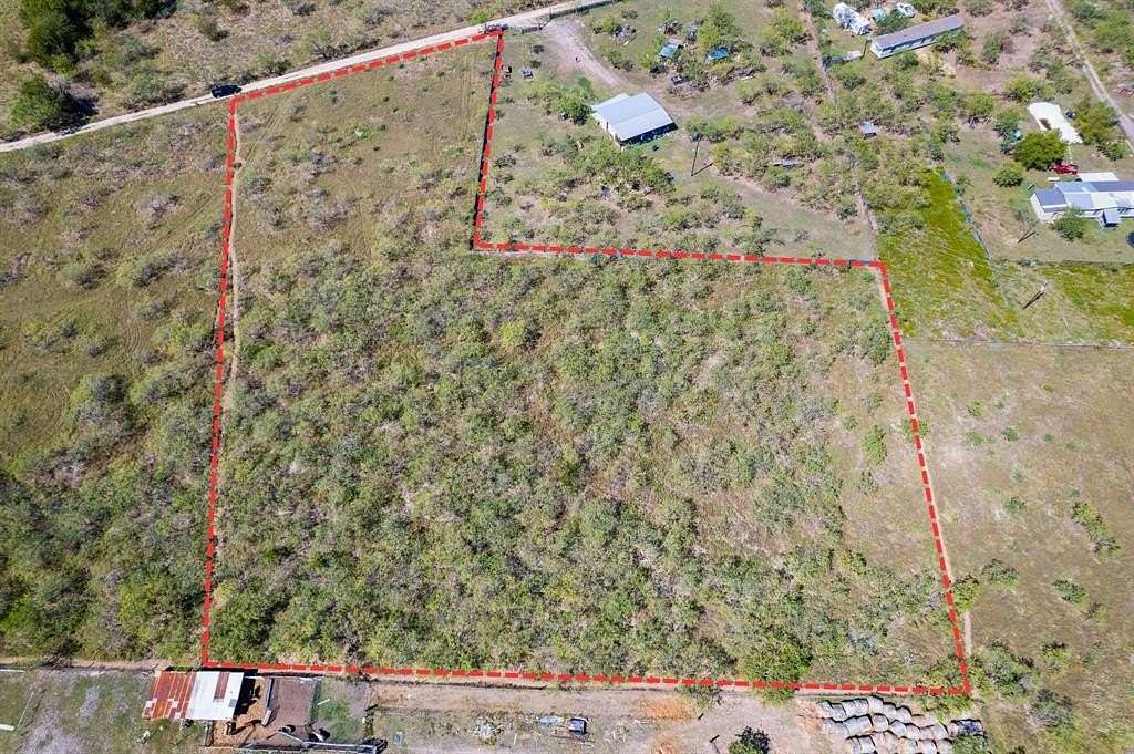 4 Acres of Residential Land for Sale in Barry, Texas