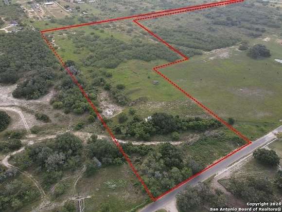 19.34 Acres of Mixed-Use Land for Sale in Poteet, Texas