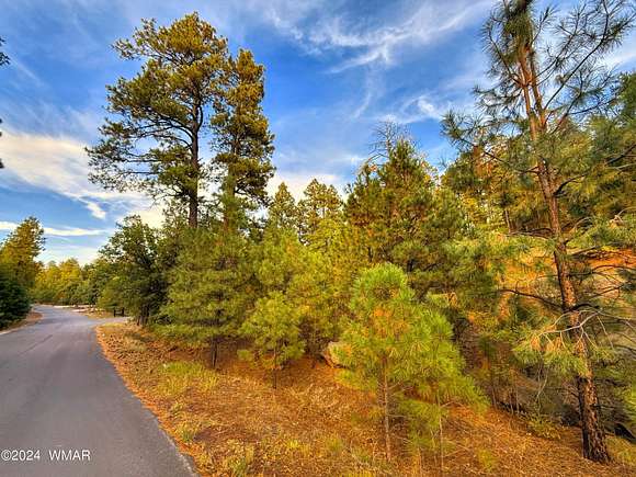 0.6 Acres of Residential Land for Sale in Pinetop, Arizona