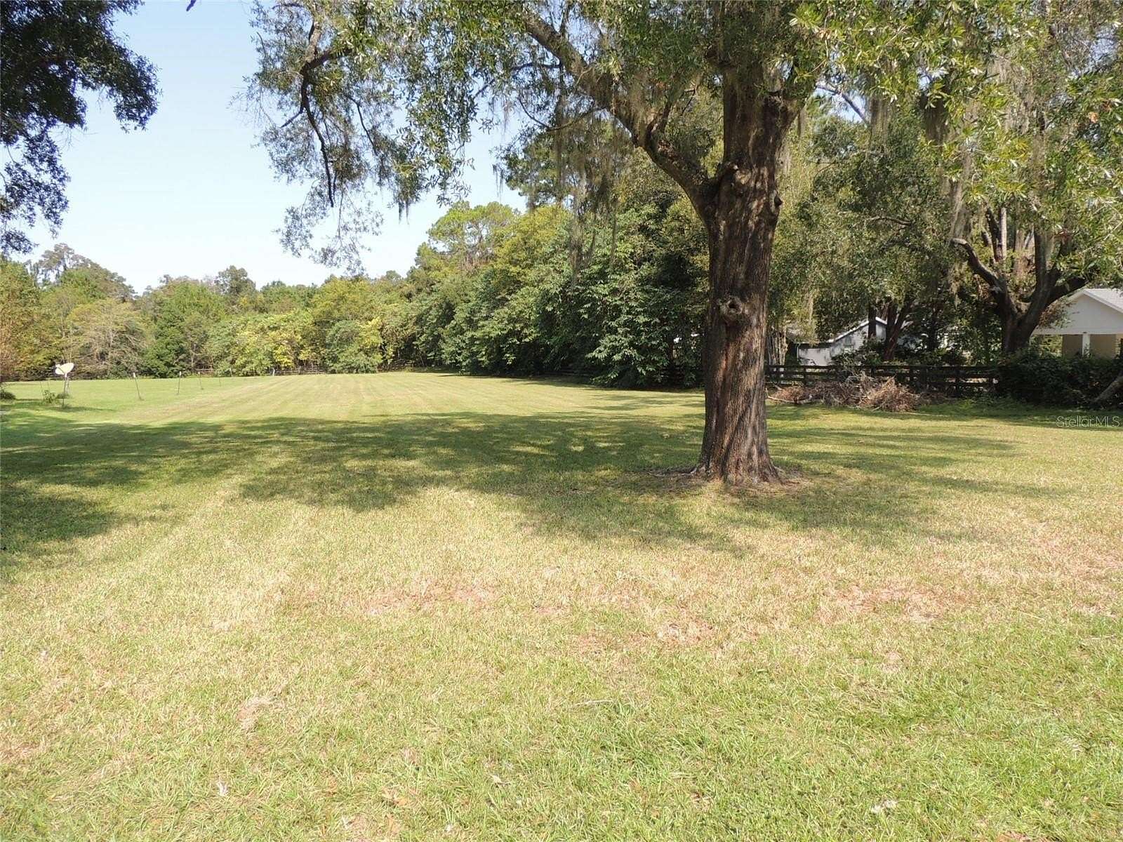 0.83 Acres of Residential Land for Sale in Williston, Florida