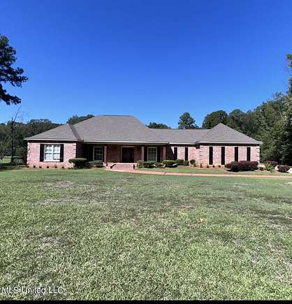 2.78 Acres of Residential Land with Home for Sale in Brandon, Mississippi