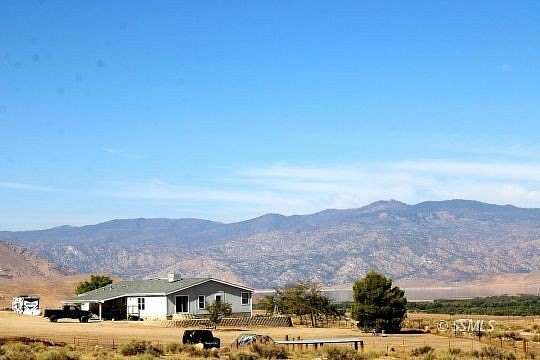 5.06 Acres of Residential Land with Home for Sale in Weldon, California