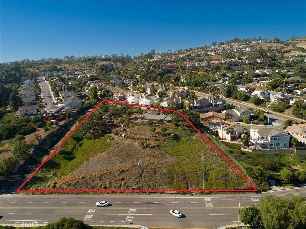 2 Acres of Residential Land with Home for Sale in Dana Point, California