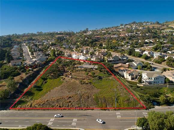 2 Acres of Residential Land with Home for Sale in Dana Point, California