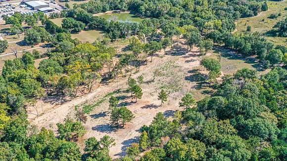 11.479 Acres of Recreational Land for Sale in Mineola, Texas