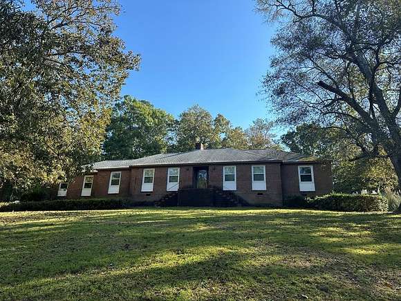 3.53 Acres of Residential Land with Home for Sale in Milledgeville, Georgia