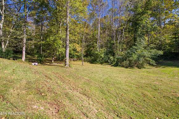 1.4 Acres of Land for Sale in Jacksboro, Tennessee